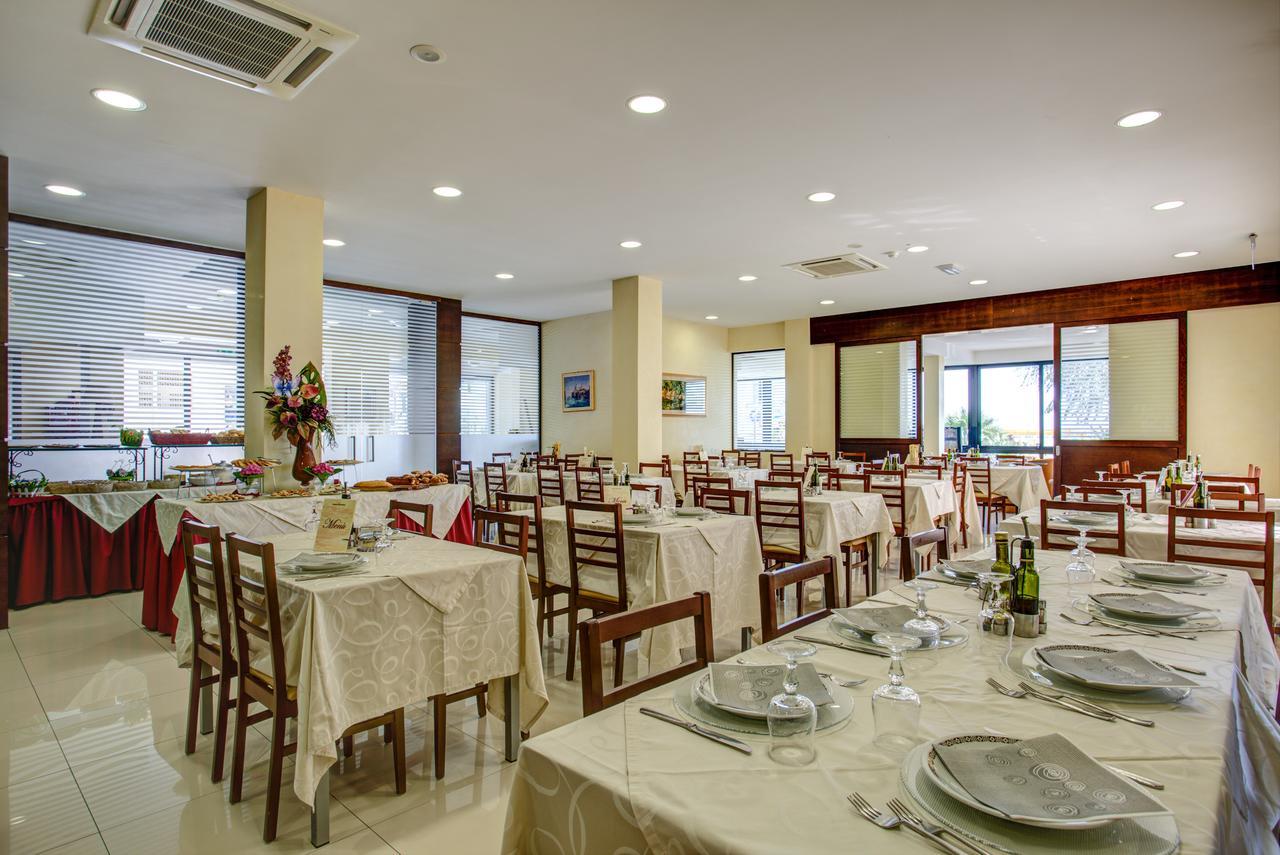 Hotel Deanna 벨레지아아지마리나 외부 사진